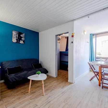 Front De Mer-24 By Interhome